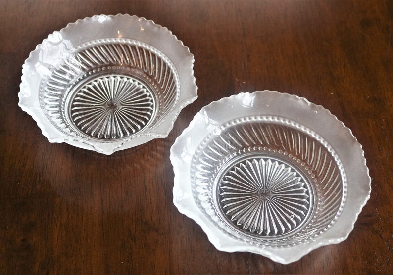 2 Small Glass Berry Bowls Condiment Bowls Snack Bowls Etsy