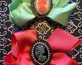 Vintage Inspired, Dia de los Muertos Cameo Resin Skull Girls Large Hair bow