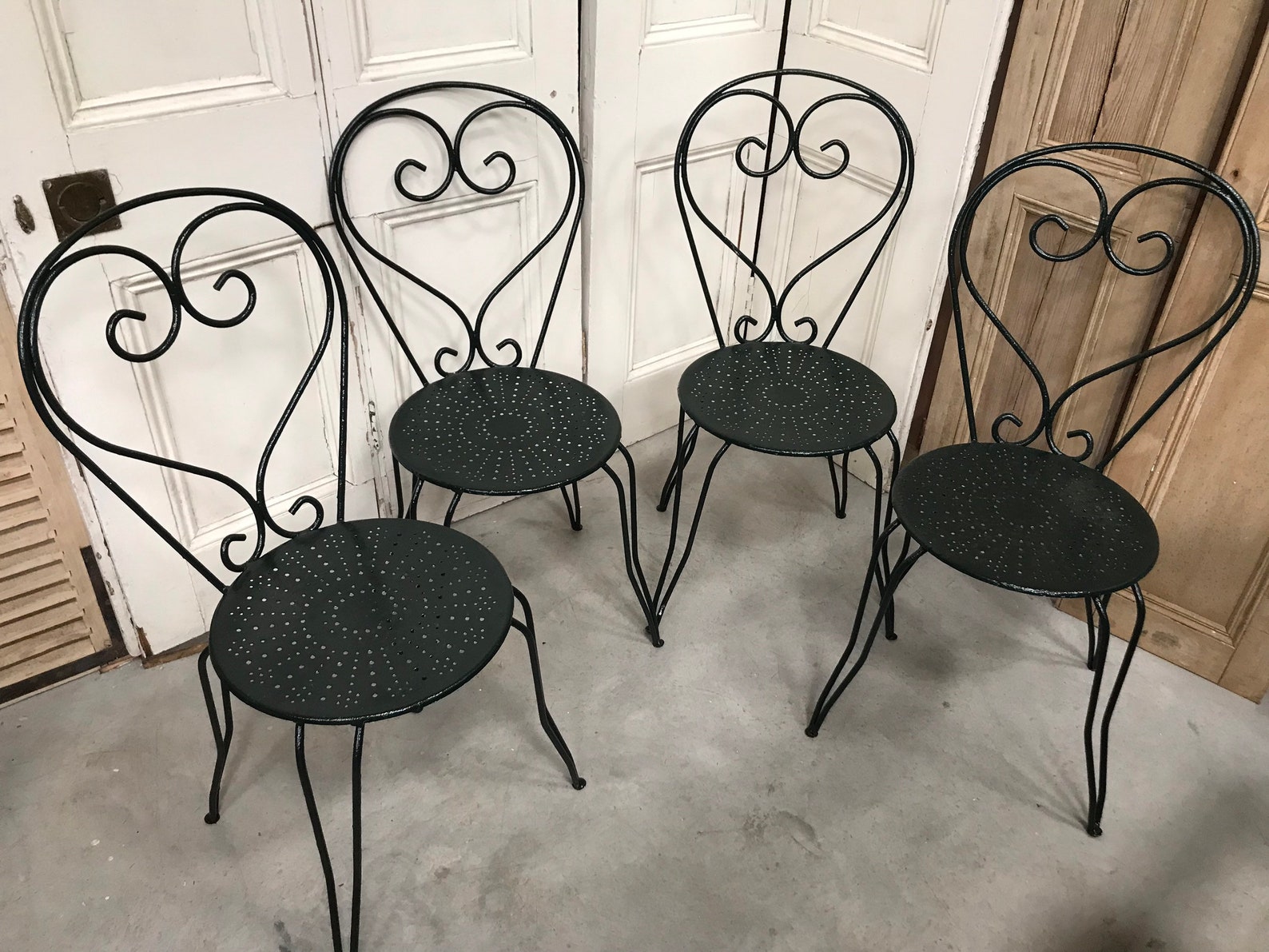 Vintage metal garden chair painted in dark green metal paint Etsy