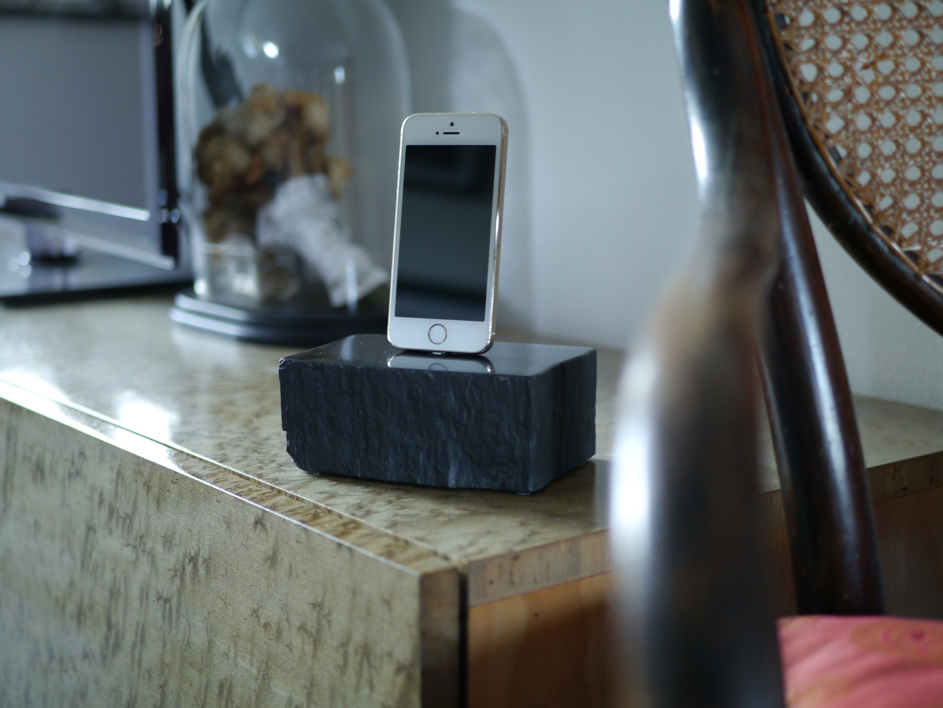 STONEDOCK - Docking Station aus Naturstein - Etsy.de