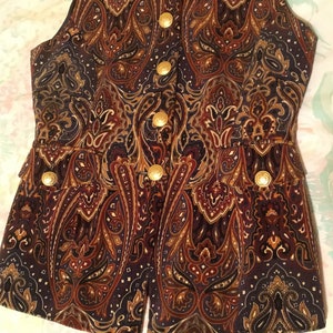 Women Vest,Vintage Vest,Woman Vest,Vintage Vest for Women, Paisley Clothing,Marooned Clothing,90s Vest,Burgundy Clothing,Vest Gift, image 2