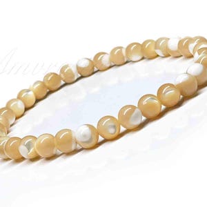 Handmade Mother of Pearl Bracelet – Natural Shell Beads, Stretch Bracelet, Boho Jewelry, Beach Style Gift for Her