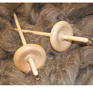 Beechwood drop spindle - Medium 50g