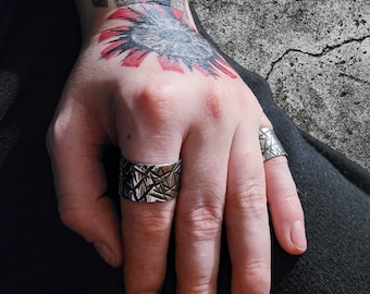 Giant, beefy, stainless steel rings! Thick, badass rings in all sizes