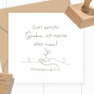 Stämpel med mottot 2026: "Gud säger: Se, jag gör allting nytt! Uppenbarelseboken 21:5" Självfärgande stämpel | Trästämpel | Klossar | Gummistämpel