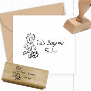 TIMBRO "Calcio" con il nome desiderato per gli alunni della prima elementare, per l'iscrizione alla scuola ca. 50 x 30 mm come timbro autoinchiostrante/in legno/blocchetto