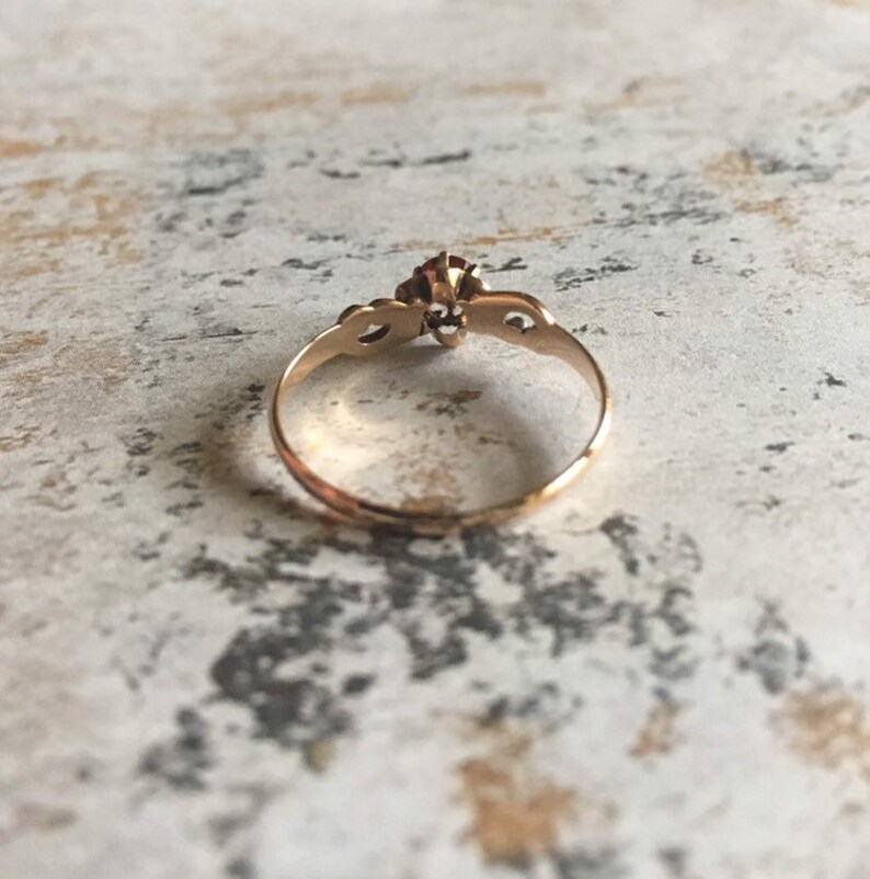 Antique Allsopp Brothers Garnet Ring 10K Buttercup Setting Ring