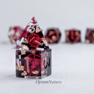 Real red rose and gold leaf dice set Critical Role resin polyhedral dice set for RPG game Dungeons and dragons