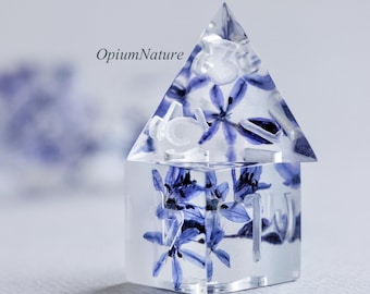 Snowdrop Resin Dice Set: Handmade Polyhedral RPG Dice