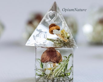 Forest Mushroom Dice Set: Handmade Resin Polyhedral Dice for D&D