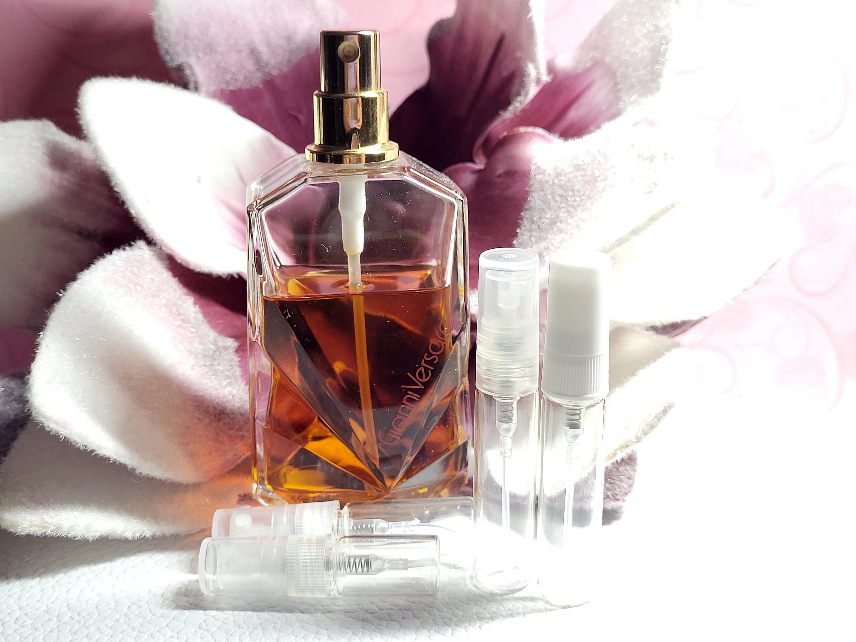 Gianni Versace Versace (1981) Eau de Toilette bottling 2 ml/ 3 ml/ 5 ml  vintages Parfum France
