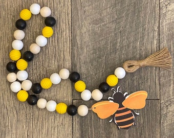 Bee wooden bead garland, farmhouse summer wooden bead garland, farmhouse beaded garland, bee decor, rae dunn wooden bead garland