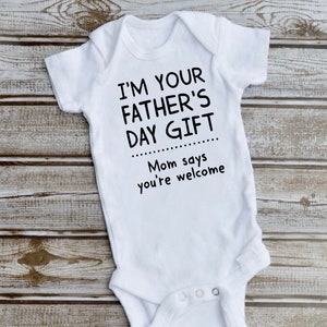 Happy Fathers Day outfit, happy Father’s Day baby outfit, happy fathers day bodysuit, funny baby fathers day shirt, infant shirt
