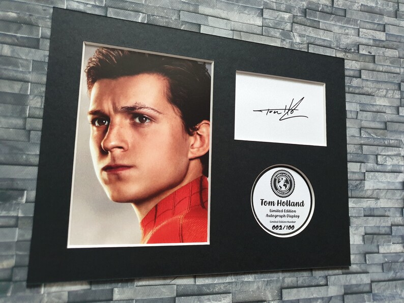 Tom Holland Signed Autograph Display Spider-man The Avengers Limited Edition 8x6 Inches Fully Mounted and Ready To Be Framed image 5