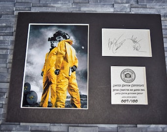 Breaking Bad - Bryan Cranston Aaron Paul - Walter White Jessie Pinkman - Signed Autograph Display - Fully Mounted and Ready To Be Framed