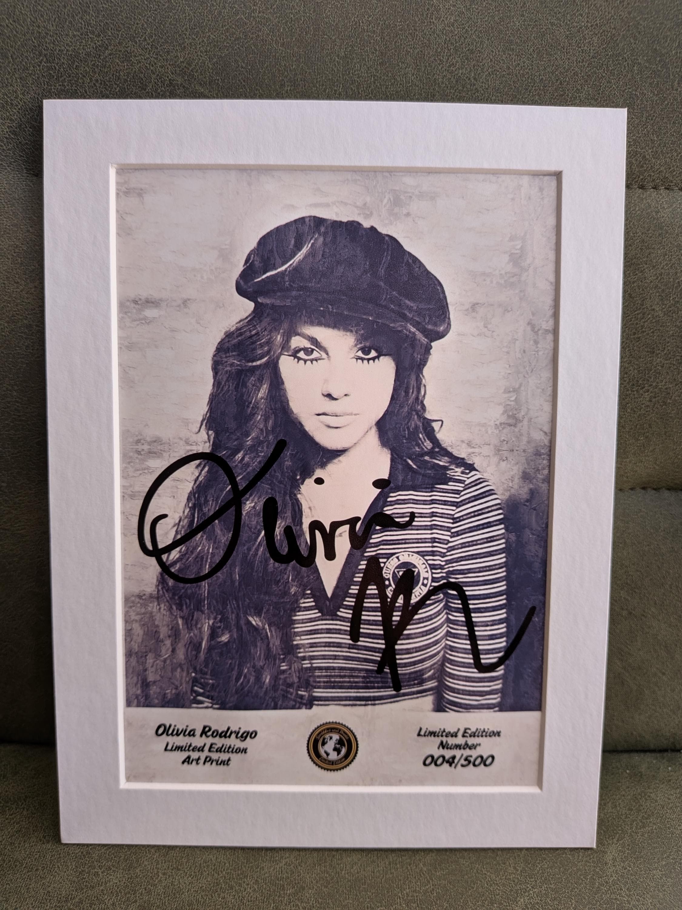 Olivia Rodrigo Limited Edition Signed Autograph Artwork / Display