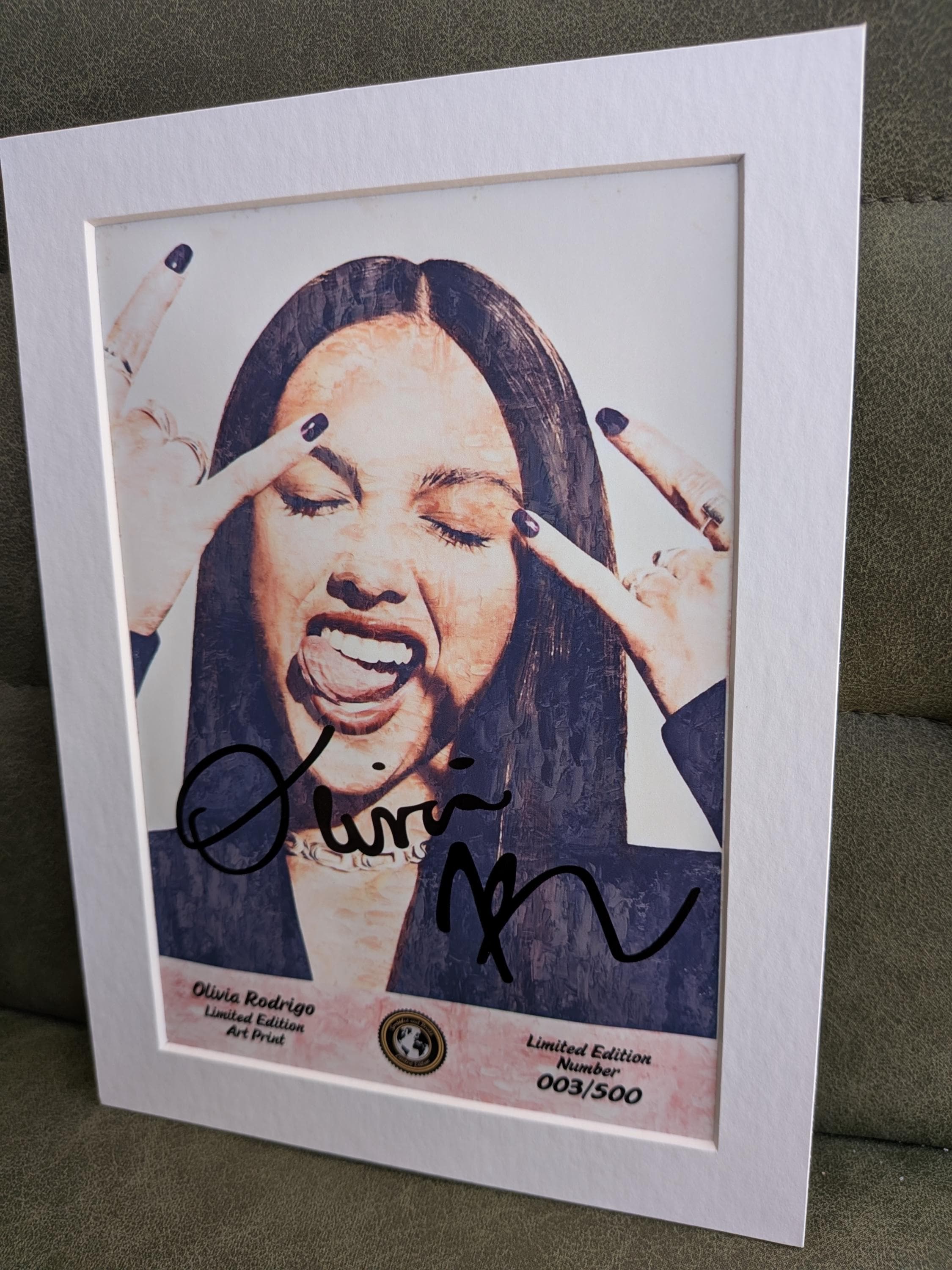 Olivia Rodrigo Limited Edition Signed Autograph Artwork / Display