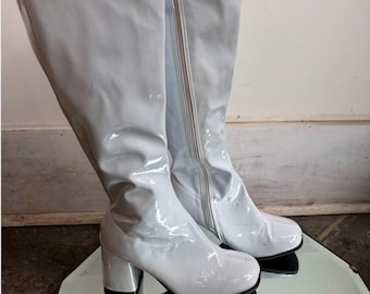 White Patent Leather Knee-High Go-Go Boots Retro 60s Mod Style 6