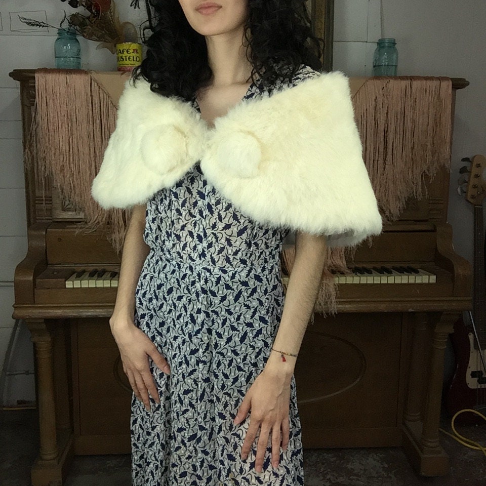 White rabbit fur best sale shawl