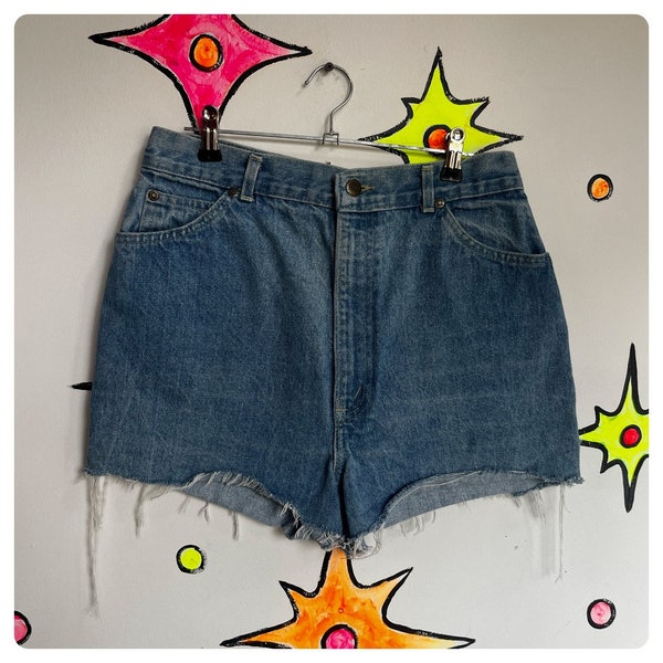 Vintage 90s | Chic Light Wash Jean Shorts Denim Cut Offs | Size L