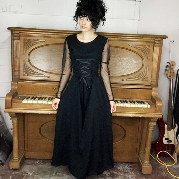 Vintage 90s | Lace Up Boho Witchy Corset Black She