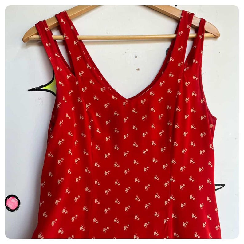Y2K kersenrode zijden onderjurk – Anthropologie – romantische piraat-grunge boho – 4 afbeelding 3