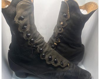 Antique Black Leather Button Boots – Early 1800s–1870s Steampunk Collectible 5-5.5
