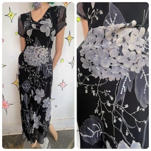 May include: A rustic wooden sign with the text "Welcome to our home" in a handwritten style. The sign is rectangular, with a distressed finish, and features a simple, inviting design. It's suitable for indoor or outdoor use.