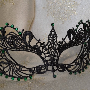 Black Masquerade Mask Lace Green Diamante Black Satin Ties Halloween Party Weddings Gift New Year&#39;s Eve Masked Ball Christmas Party 2025