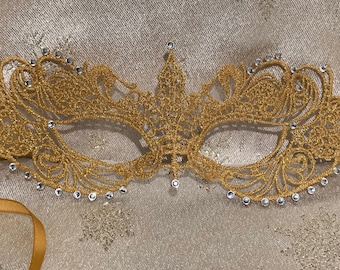 Gold Lace Masquerade Mask: Diamante Satin Ribbon Ties