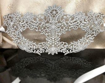 Silver Lace Masquerade Mask, Satin Ribbon Ties, Halloween Party New Years Ball 2026