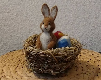Easter Bunny in the nest, felted, with colourful eggs, beautiful Easter, natural, handmade, bunny, Rabbit, Hare, Filztier, Filzfigur, unique