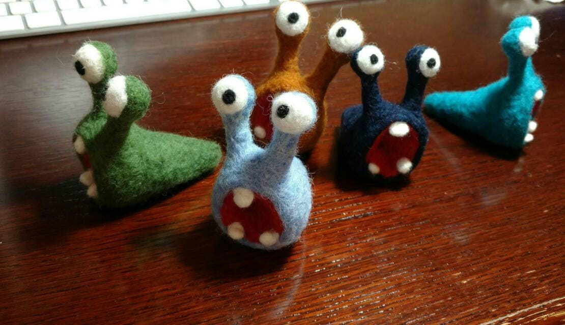 Schreiende Nacktschnecke gefilzte Figur Witzfigur lustig Etsy.de