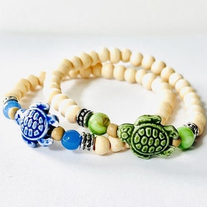 Woman&#39;s SEA TURTLE Bead BRACELET Beachy Ocean Turtle Bracelet Save Turtles Bracelet, Ocean Beach Jewelry Beach Lover Gift for mom co-worker!