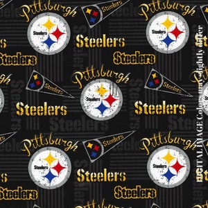 Retro Pittsburgh Steelers -- Hand-Made Fleece Blanket | Steelers | Retro | Fleece Blanket | Black | NFL | Brand New