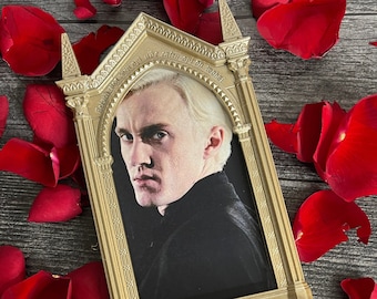 Mirror of Desire Photo Frame: Unique Magical School Desk Decor