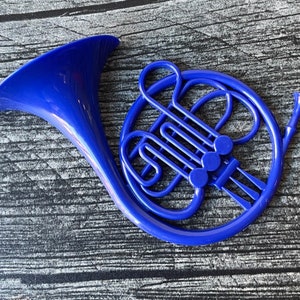 Blue French Horn Magnet/ HIMYM Merch/ Pop Culture Gift/ Fridge Magnet/ TV Show Decor/ Themed