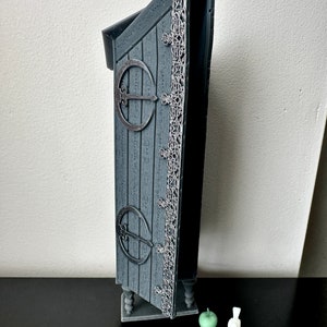 Disappearing Cabinet: Fantasy Bookshelf Decor for Fanfic Lovers image 4