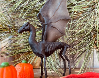 Skeleton Horse Christmas Ornament/ Magical Creatures/ Fantasy Decor/ Dark Arts Animal/ Fantasy Minatures