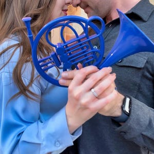 Decoración de trompa azul: regalo legendario totalmente en 3D. ¡Espéralo! imagen 7