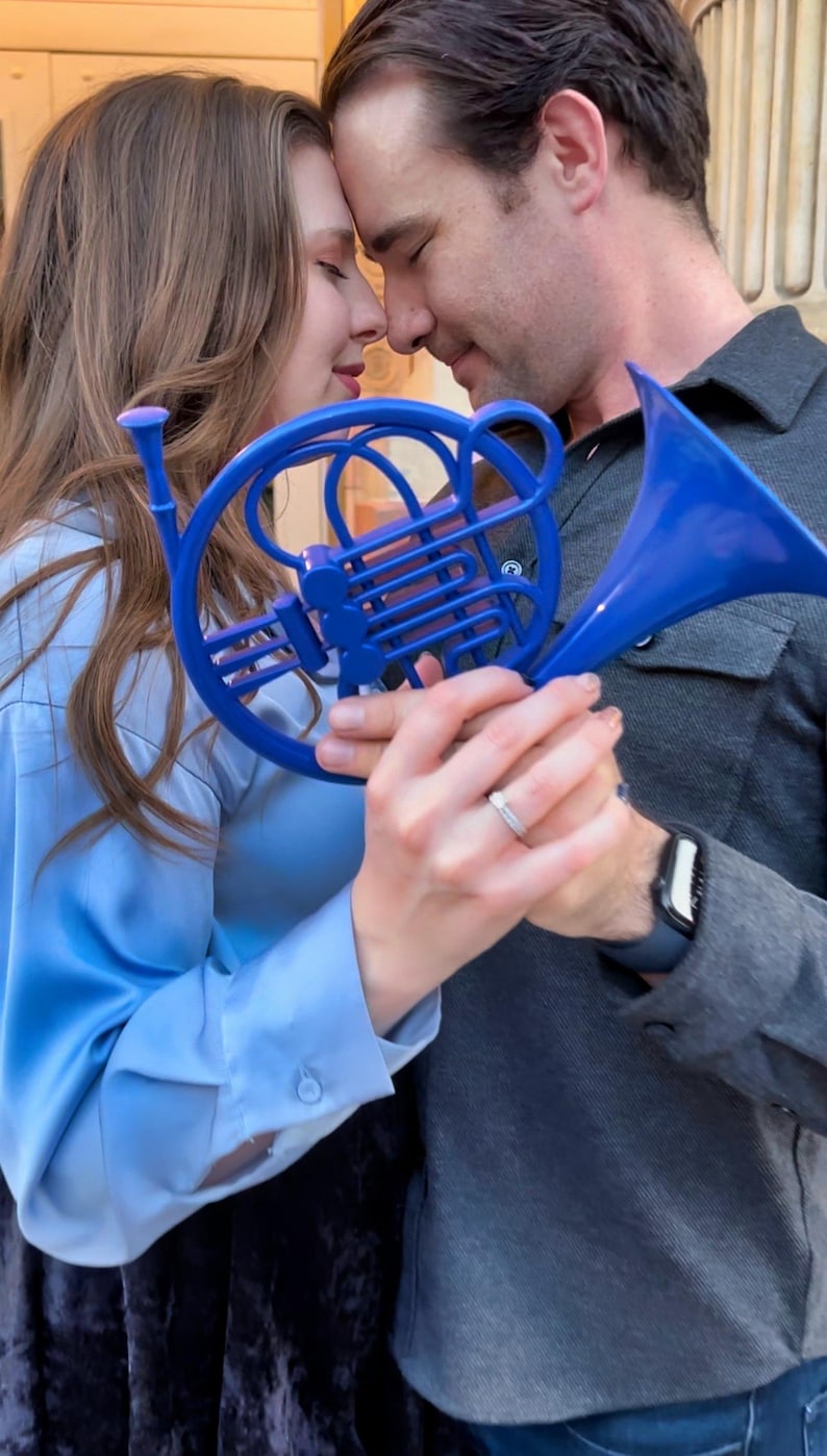 Decoración de trompa azul: regalo legendario totalmente en 3D. ¡Espéralo! imagen 7