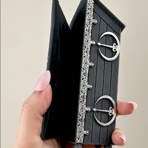 Disappearing Cabinet: Fantasy Bookshelf Decor for Fanfic Lovers image 1