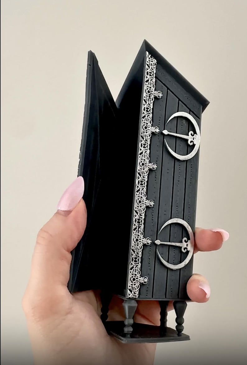 Disappearing Cabinet: Fantasy Bookshelf Decor for Fanfic Lovers image 1