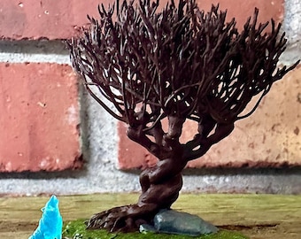 Thrashing Willow Miniature and Mini Miniature Wolf: Fantasy Bookshelf Decor