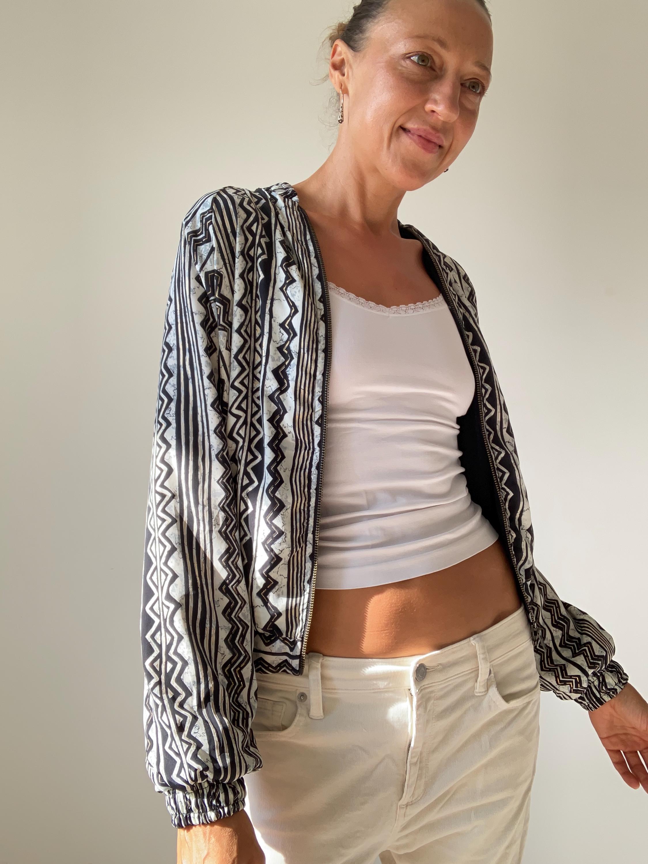 Short Lightweight Bomber Jacket Causal Spring Light Coat