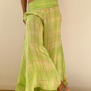 Loose-fit silk trousers extra wide-leg palazzo pants boho bell bottoms for casual wear comfy easy-fit bright trousers for summer