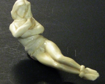 1:25 G scale model female ambulance patient in straightjacket bondage