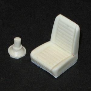 1:25 scale model resin ambulance medic swivel seat image 1