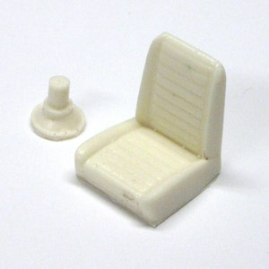 1:25 scale model resin ambulance medic swivel seat image 2