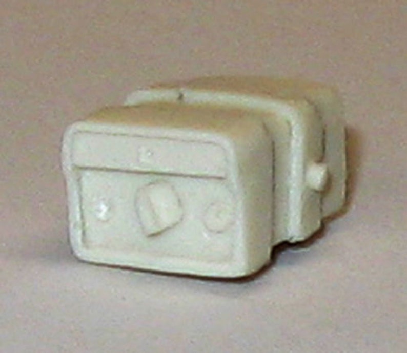 1:25 scale model fire ambulance Federal Interceptor siren control image 1